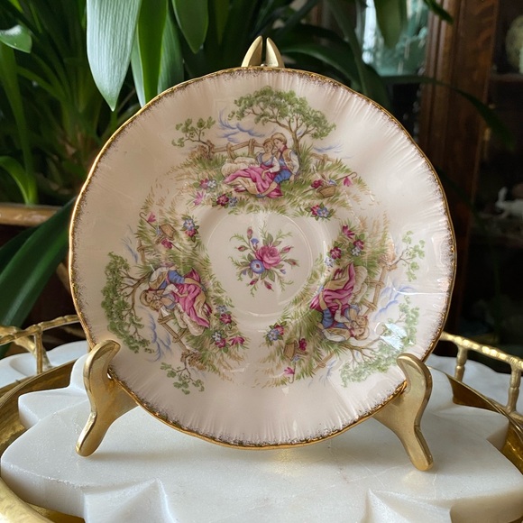 Rare PARAGON Gainsborough Antique Series Wide Teacup + Saucer Vintage 1960’s HTF - Picture 9 of 11